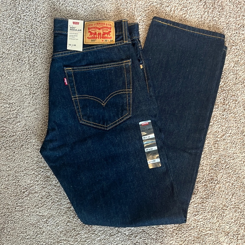 Mens Levi's 505 regular 32x32 NWT